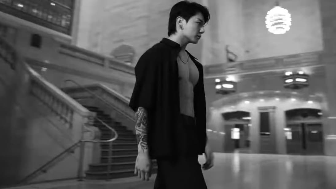 จองกุก BTS สร้างปรากฏการณ์ในแคมเปญ Calvin Klein ล่าสุด ด้วยวิชวลเปี่ยมเสน่ห์
