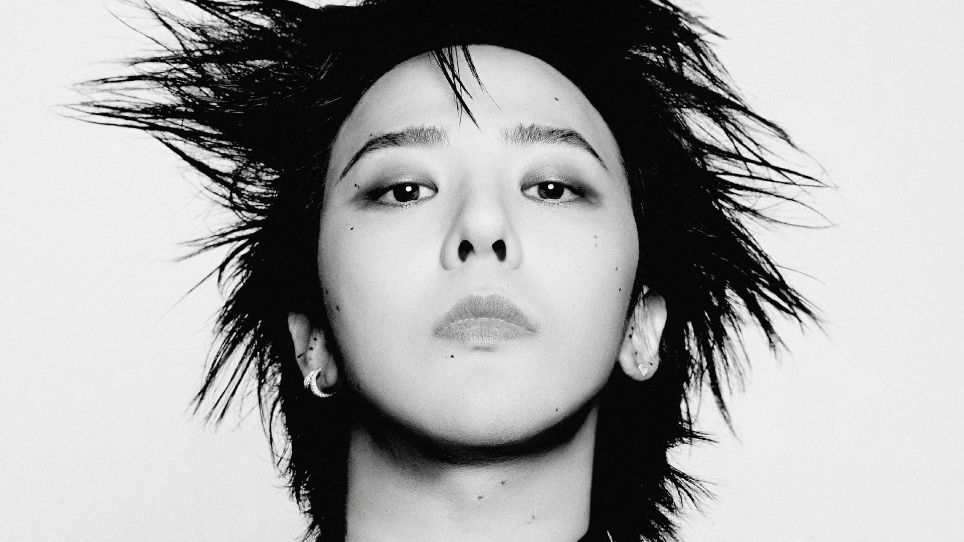 น้องเขยของ G-Dragon เผยความลับกองถ่าย 파묘 ทางทีวี — รวมถึงปัญหาห้องน้ำที่ลืมไม่ลง