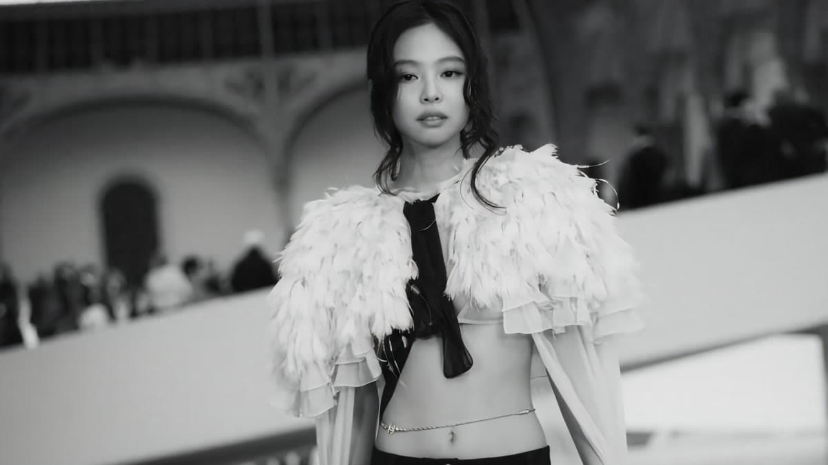 สิ่งที่ Jennie และ Go Youn-jung พิสูจน์ที่โชว์ Chanel ปารีส — การปฏิวัติแฟชั่นหรูของ K-Entertainment