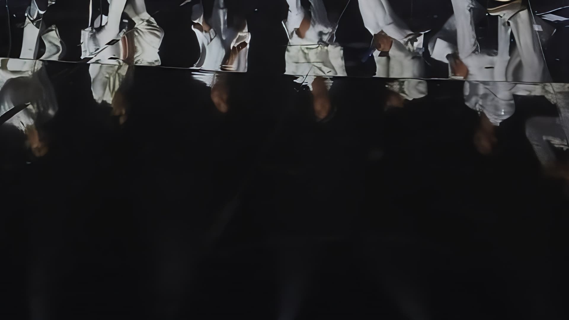 BTS คัมแบ็กยิ่งใหญ่จนตึกทั้งหลังต้องปิดทำการ