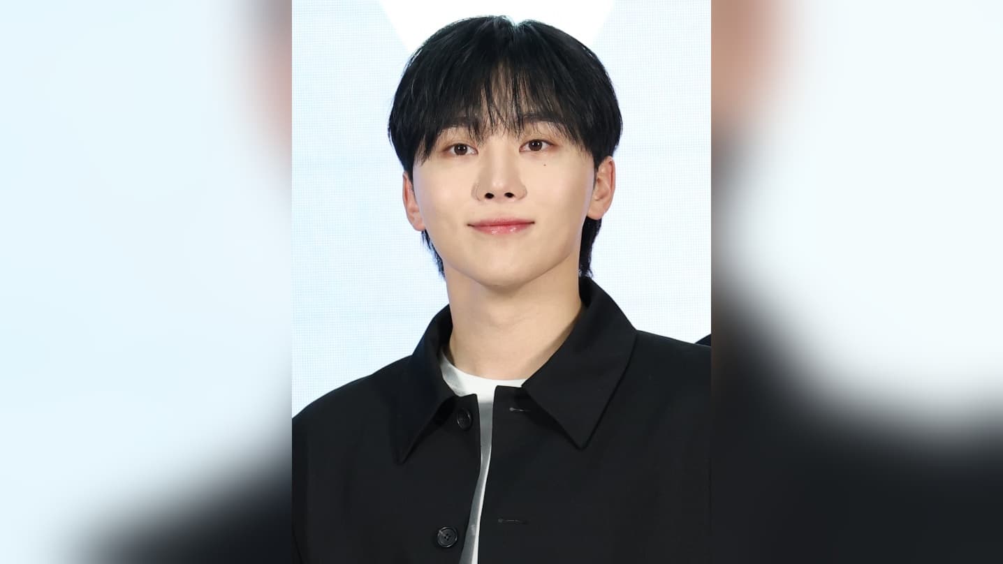 นักแสดง พัคจองมิน ติดตาม SEVENTEEN มาตั้งแต่เดบิ้ว — และในที่สุดก็บอกความจริงต่อหน้าพวกเขา