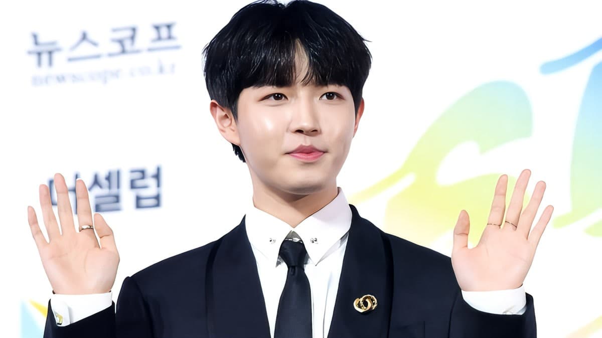 Kim Jaehwan จาก Wanna One ค้นพบความสงบจากการสร้างเทอร์รารียมหลังปลดประจำการ