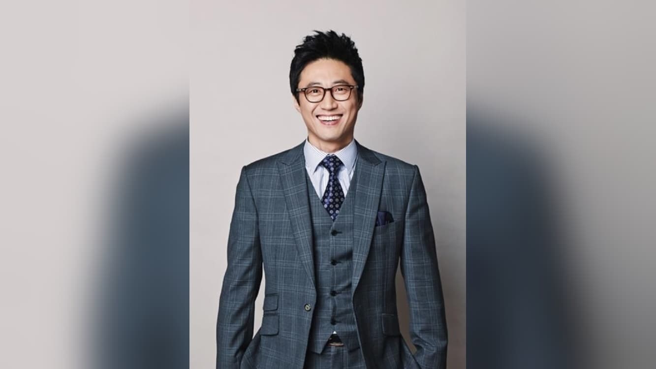 พัคชินยาง รีเมคฉากเซเรเนดในตำนานจาก Lovers in Paris บนรายการ Running Man