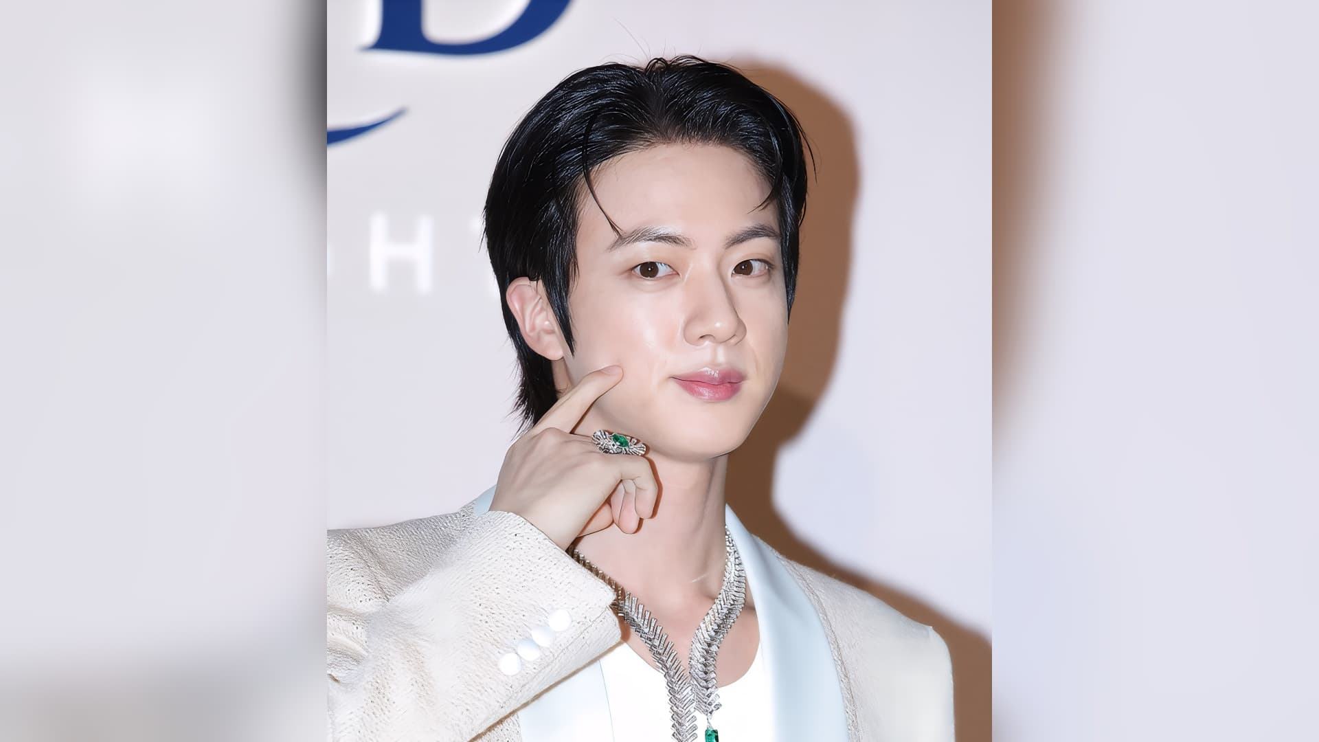 Jin แห่ง BTS ทำลายสถิติโหวตก่อนคัมแบ็กครั้งประวัติศาสตร์กับ 'ARIRANG'