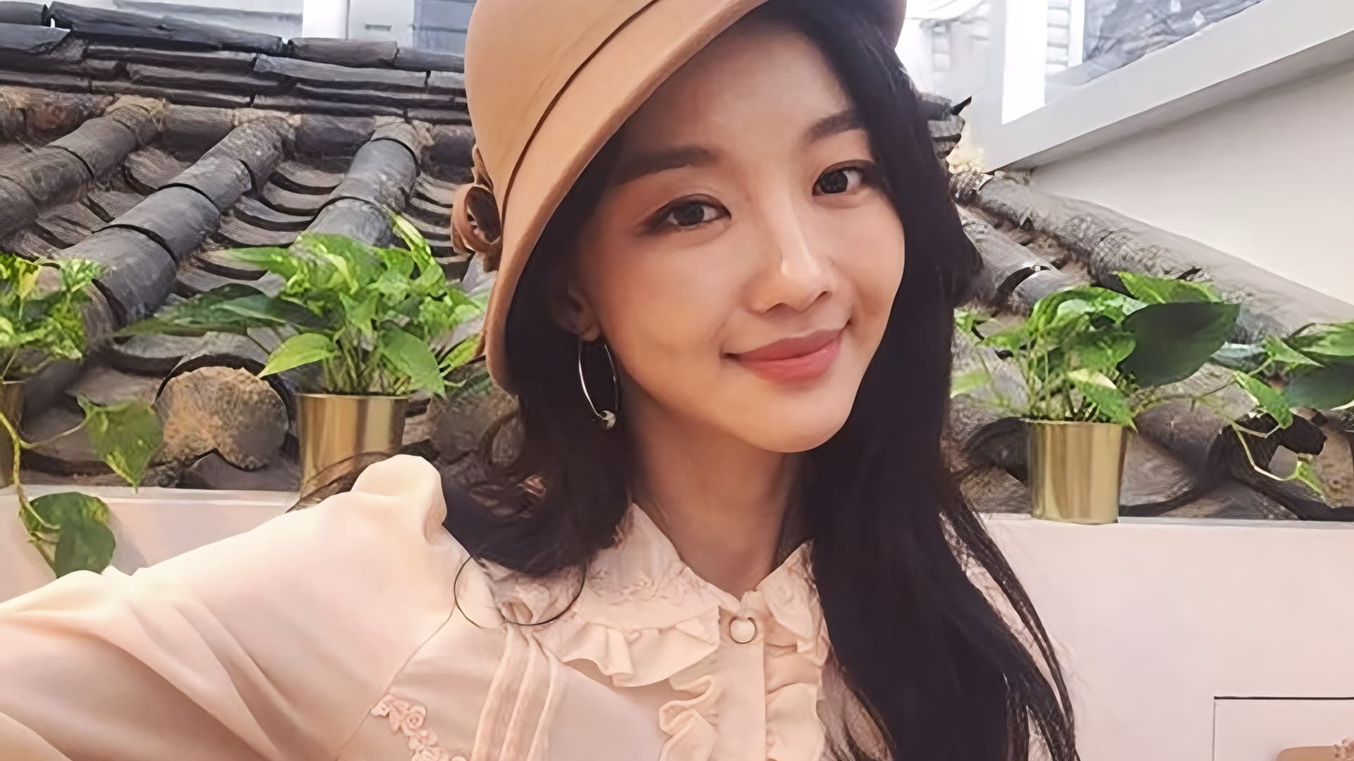 Jang Hee-jin เซอร์ไพรส์แฟนๆ ด้วยหุ่นฟิตสุดเป๊ะจากภาพออกกำลังกายบนโซเชียล