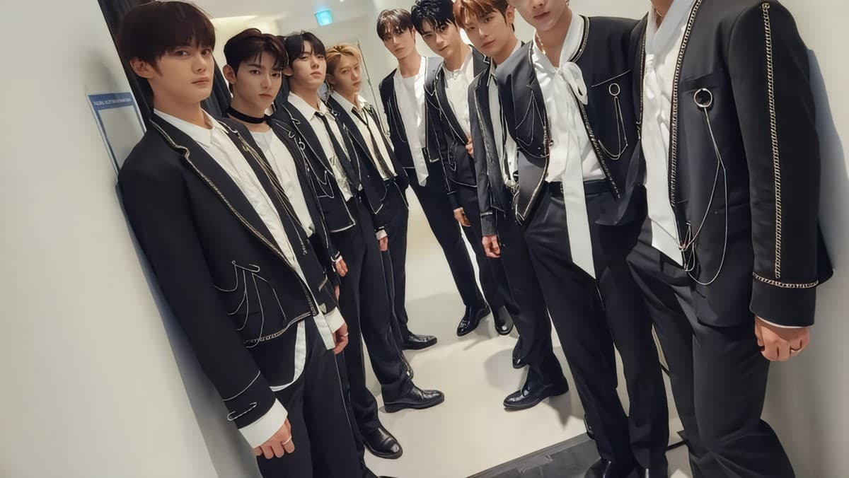 ZEROBASEONE ใส่ฮันบกออกวิ่งไล่จับในยุคโชซอน — ZBTVing ตอนที่ยิ่งใหญ่ที่สุดกำลังมา