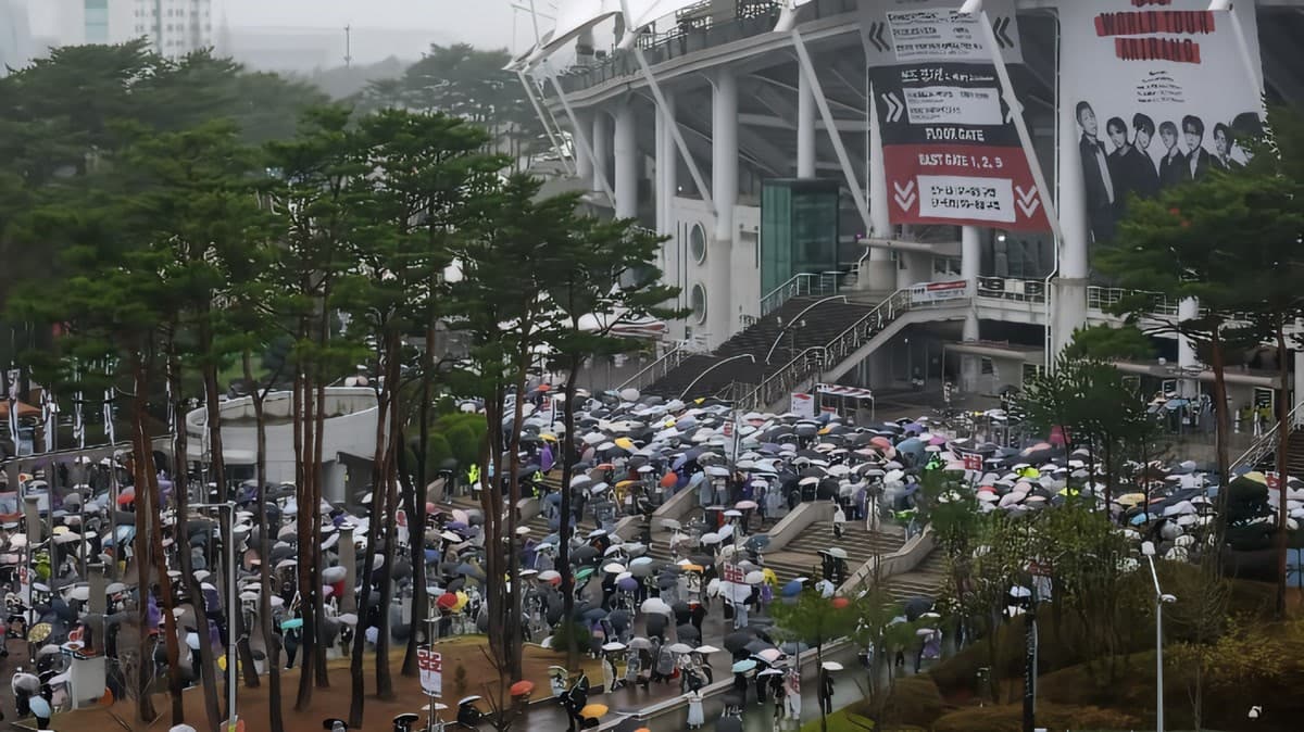 BTS กลับมาที่โตเกียวโดม พร้อมแฟนๆ 110,000 คน — ขับร้อง อาริรัง พร้อมกันครั้งประวัติศาสตร์