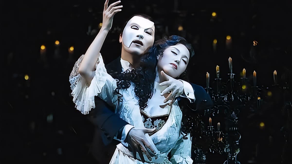 ชายผู้รับบท Phantom 2,700 ครั้ง และเลือกเกาหลีแทน Broadway