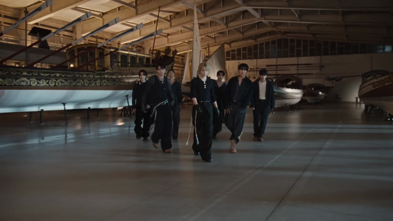 ทำไมประธานาธิบดีเม็กซิโกถึงเปิดพระราชวังแห่งชาติให้ BTS