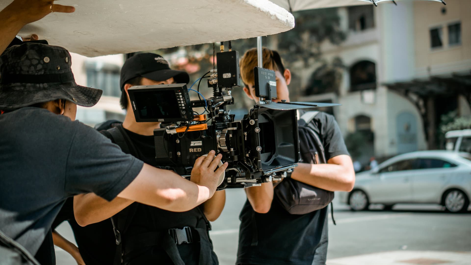 'Moving ซีซัน 2' เริ่มถ่ายทำแล้ว — นักแสดงระดับตำนานรวมตัว