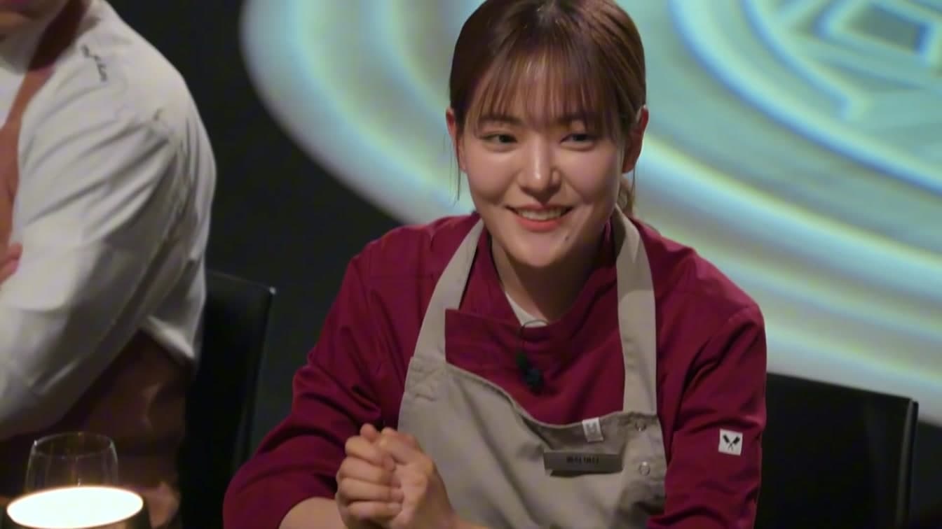 ดาราจาก 'Culinary Class Wars' ของ Netflix เชฟปาร์คอึนยอง ประกาศข่าวแต่งงานสดทางทีวี