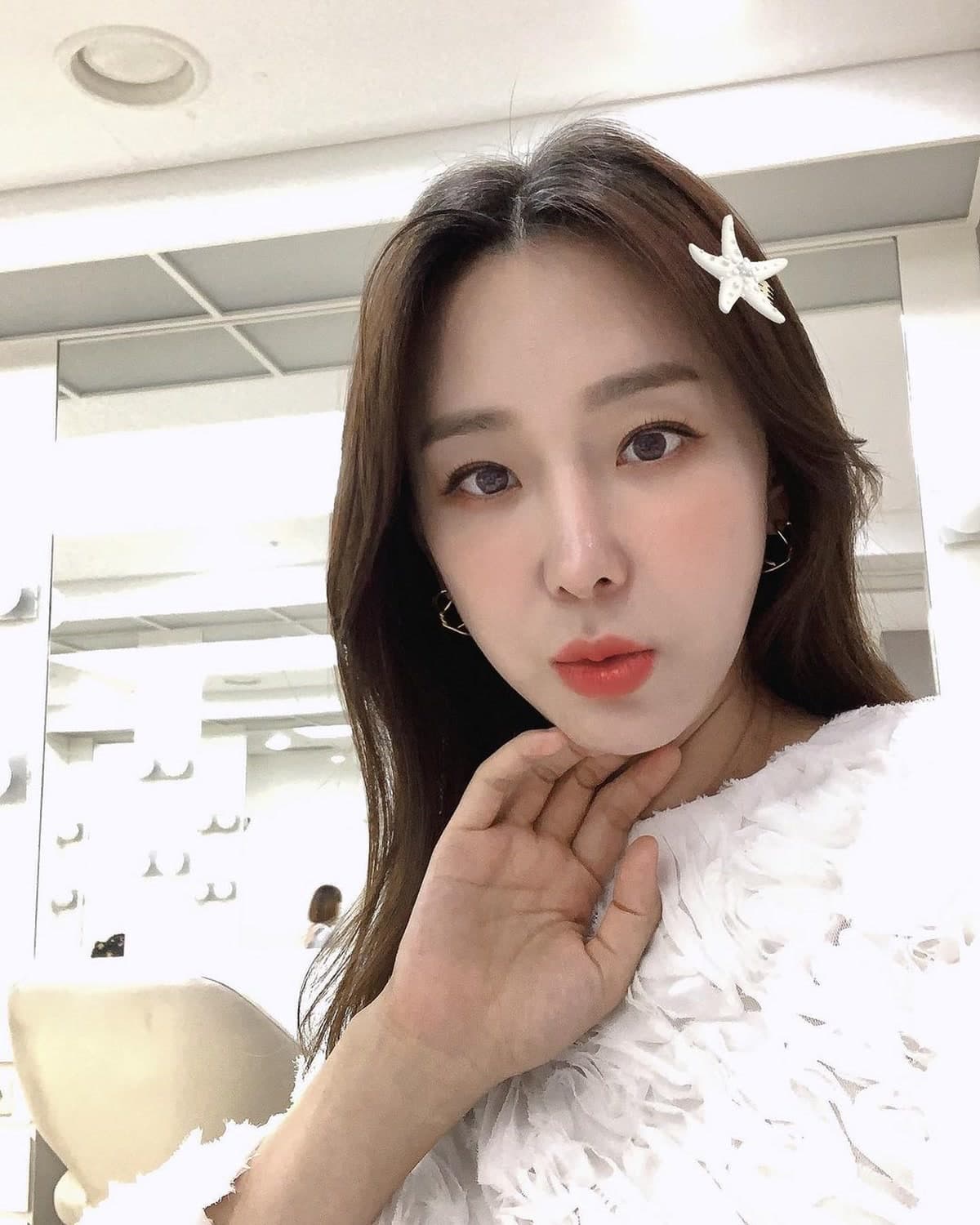 Lee Ji-hye เตือนโฆษณา AI ปลอม สะท้อนปัญหาความเชื่อมั่นใน K-Entertainment
