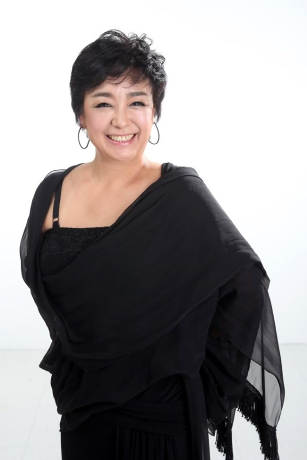 Hye Eun-yi เปิดบทใหม่บนเวทีหลังเดบิวต์ครบ 51 ปี